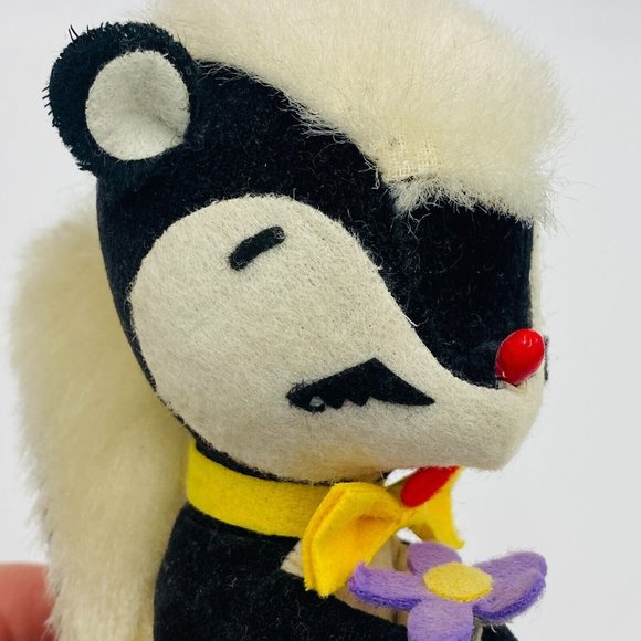 Rare Vintage Fun Farm Dream Pets Skunk Sniffer, Made in Japan, Purple Flower, 6" - Picture 11 of 16